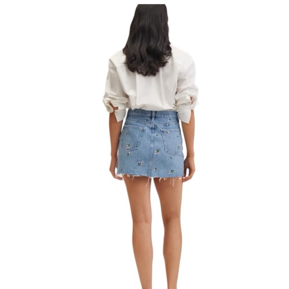 💐MANGO Denim Mini Skirt with Pink Flowers 💐 - Picture 3 of 11